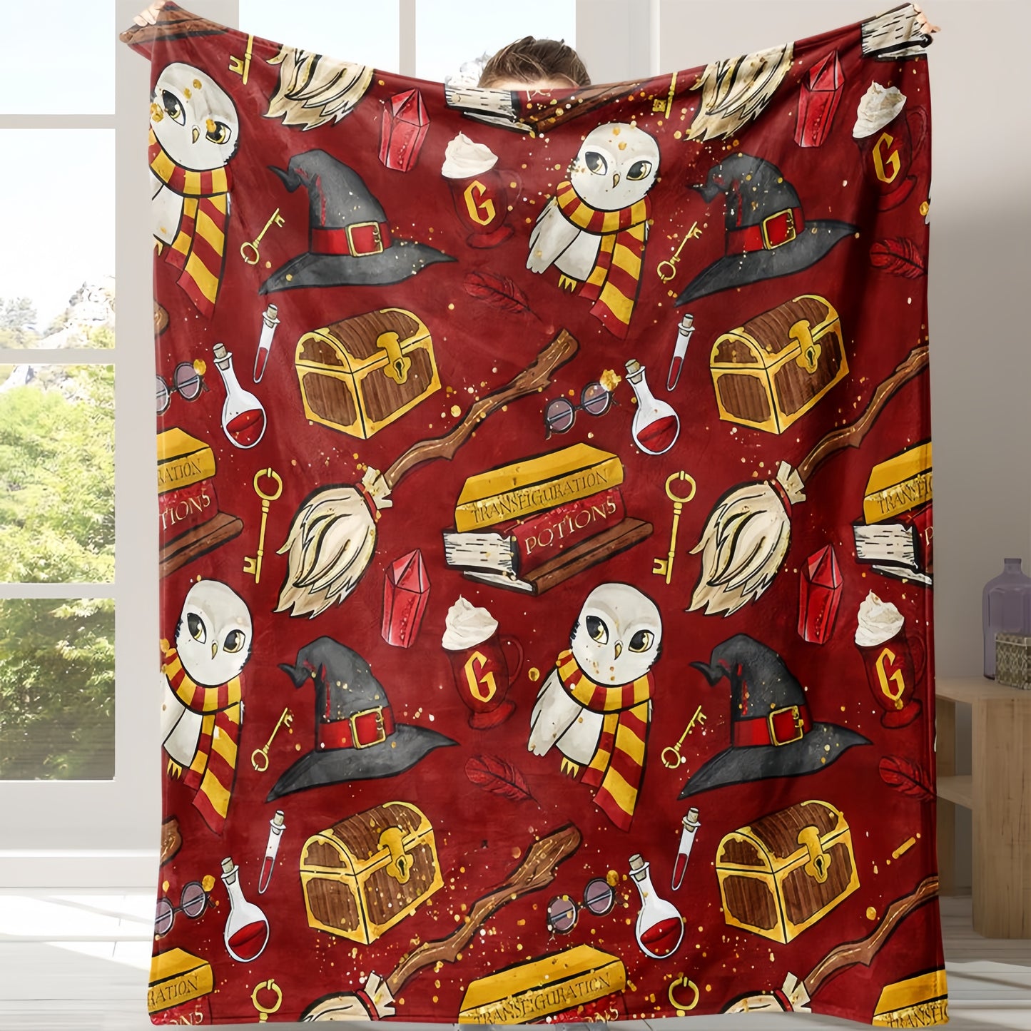 Pimovo™ Wizarding Cozy Blanket