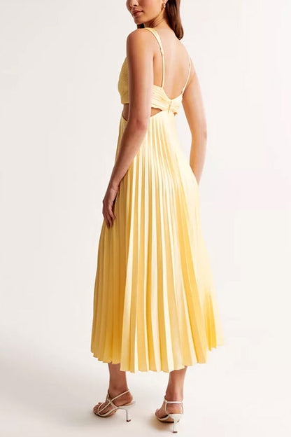 Elisse™ Cut-Out Waist Pleated Maxi Dress